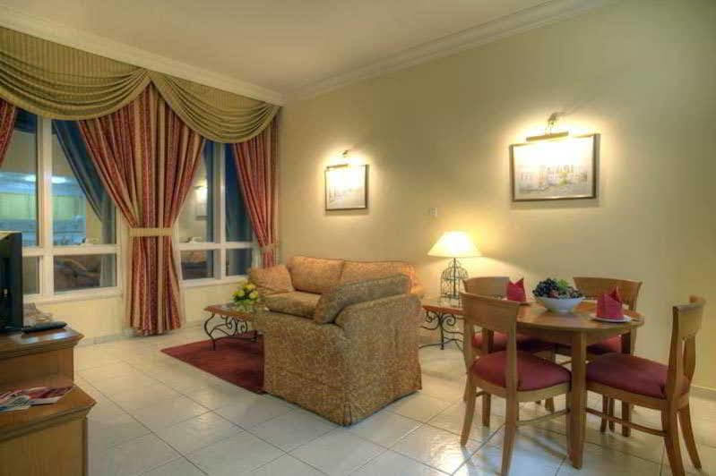 Al Diar Palm Hotel Apartments 阿布扎比 外观 照片