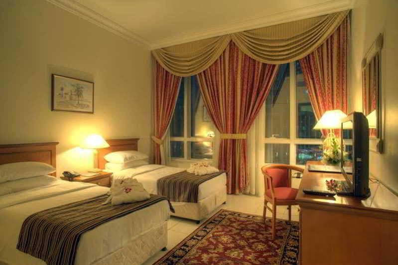 Al Diar Palm Hotel Apartments 阿布扎比 外观 照片